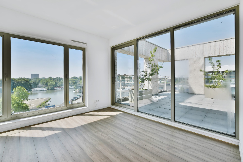 Grand Rapids Picture Window